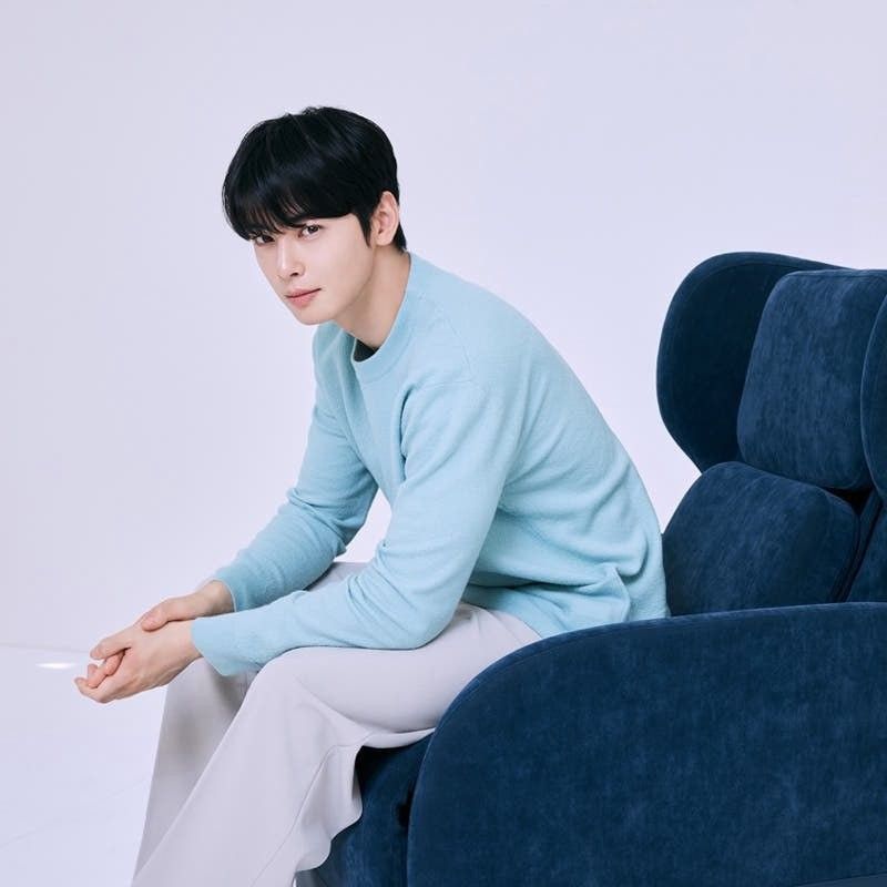 Recent activity shot of Eunwoo (ASTRO)