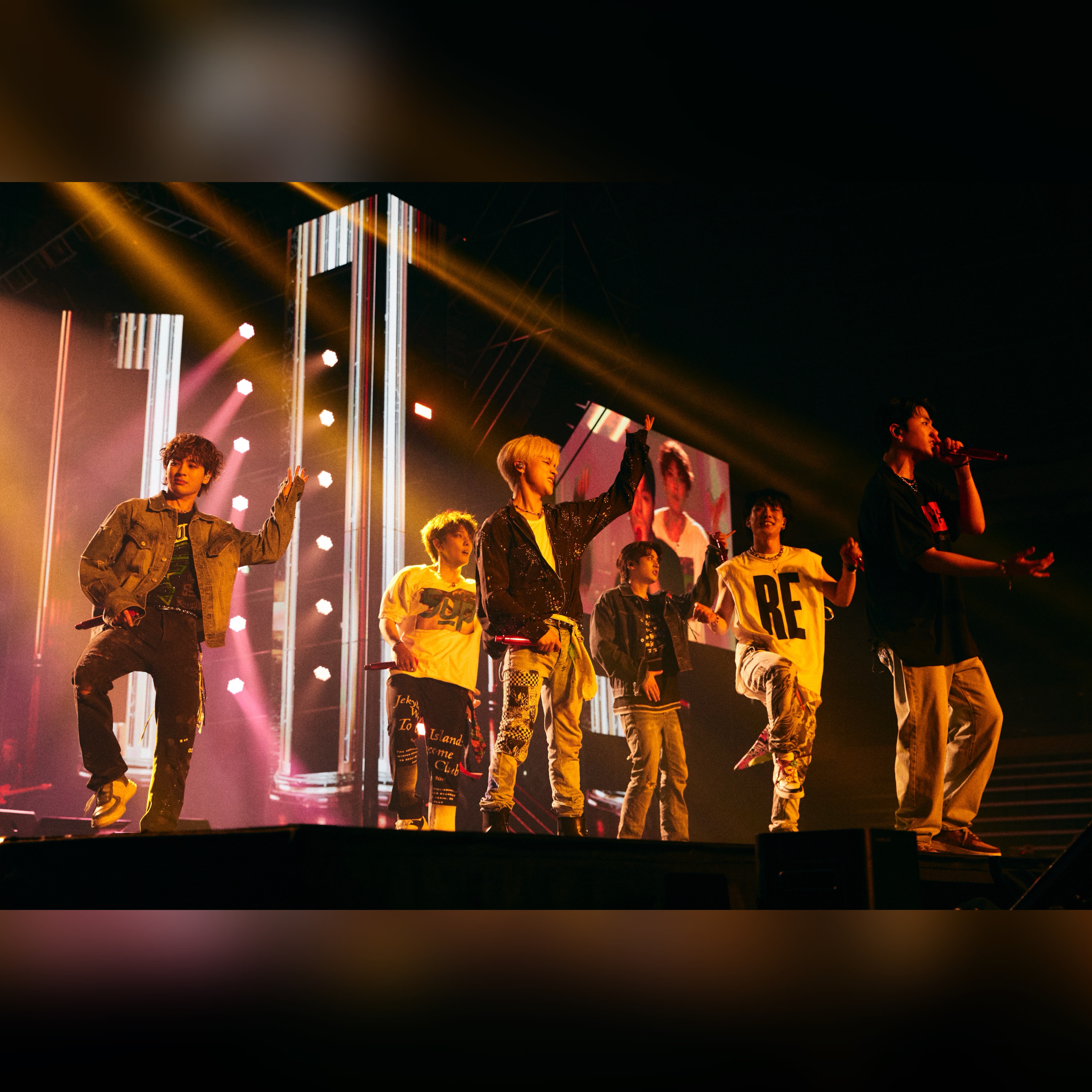 Foto aktivitas terbaru iKON