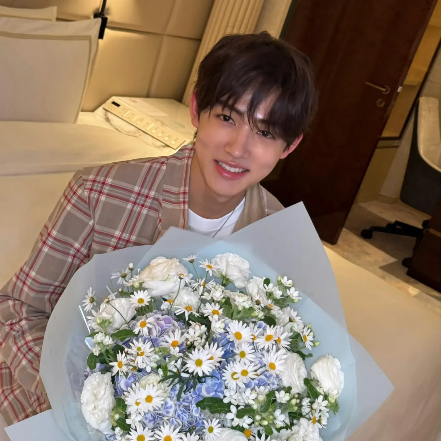 Recent activity shot of Seonghyeon (CORTIS)