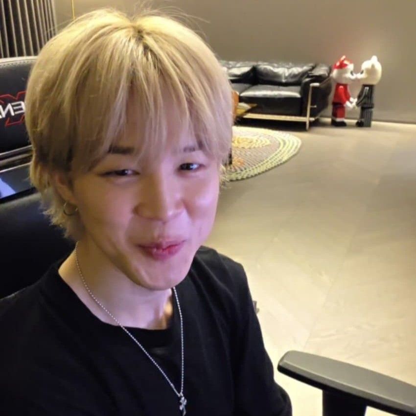 지민 (방탄소년단)의 비하인드 컷