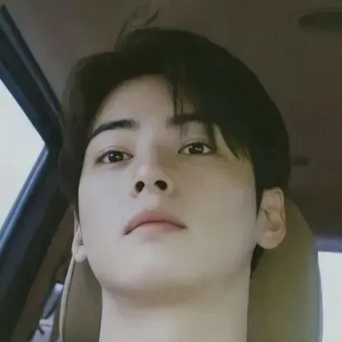 Behind-the-scenes cut of Eunwoo (ASTRO)