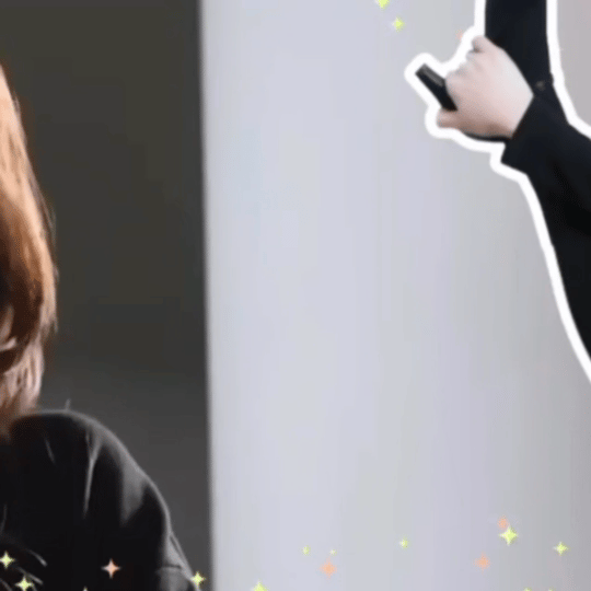 A moment captured by Miihi (NiziU)'s fan