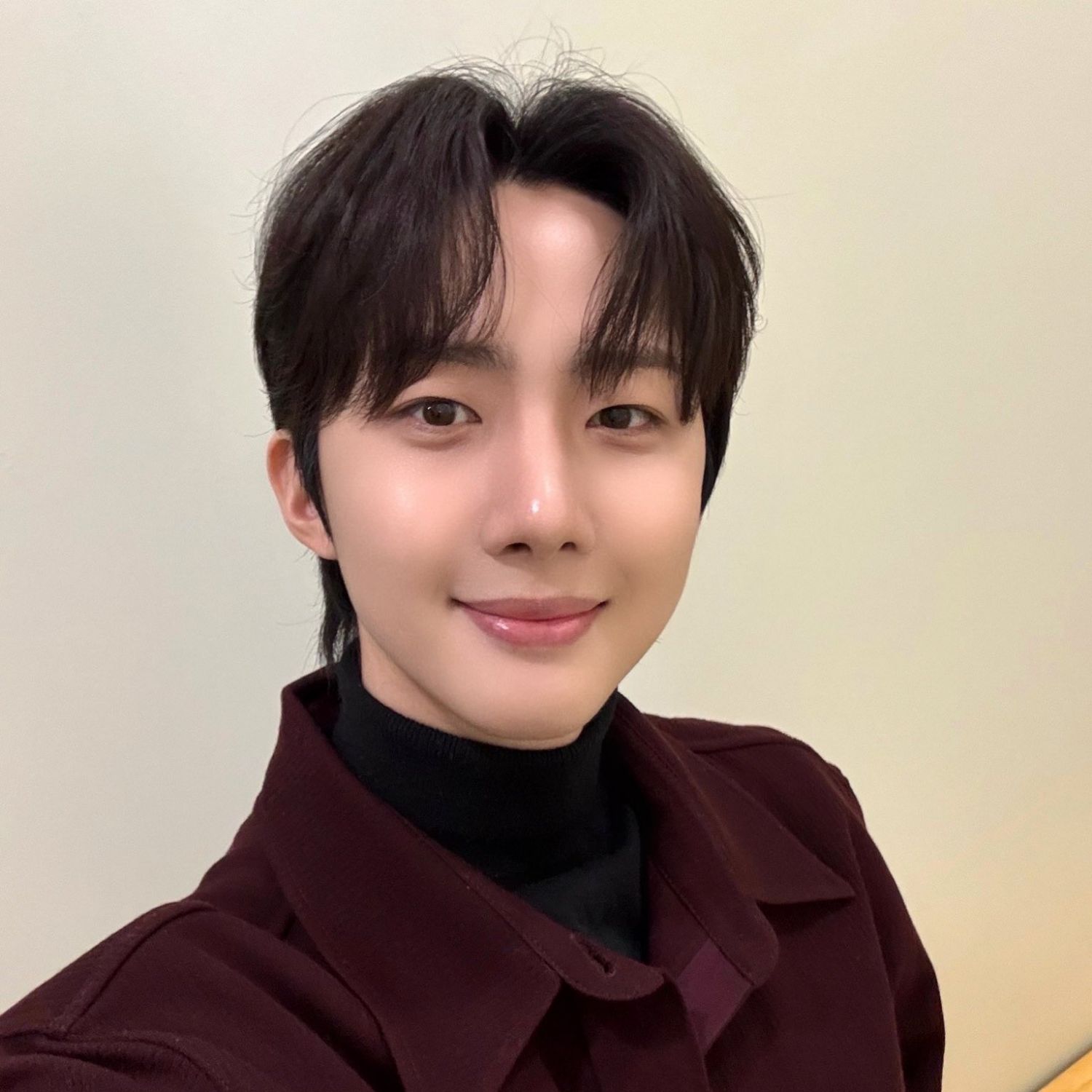 Behind-the-scenes cut of Hui (PENTAGON)