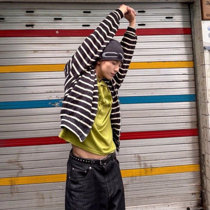 Latest photo of Yonghee (CIX)