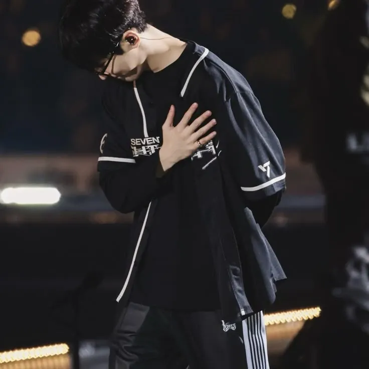 원우 (세븐틴)의 비하인드 컷