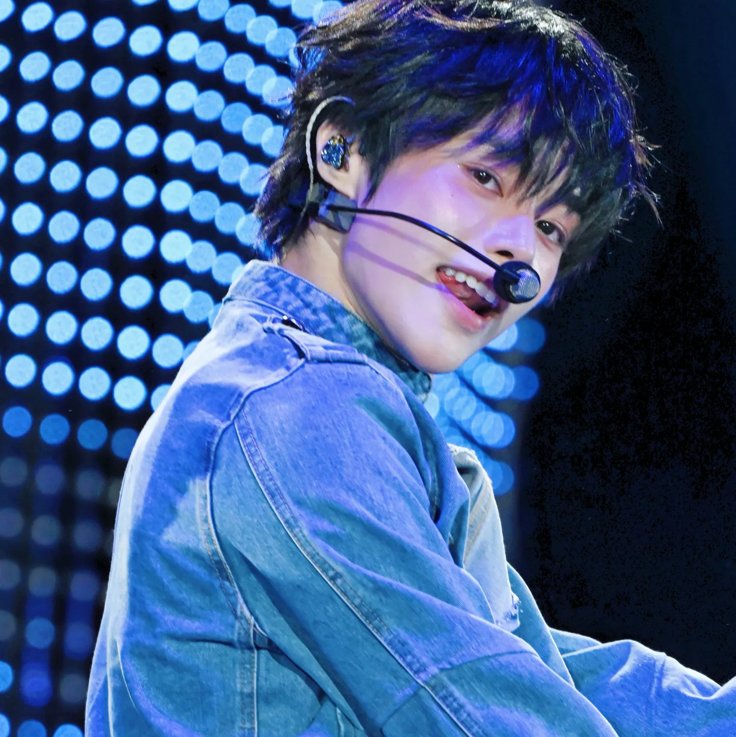 Behind-the-scenes cut of Hanbin (TEMPEST)