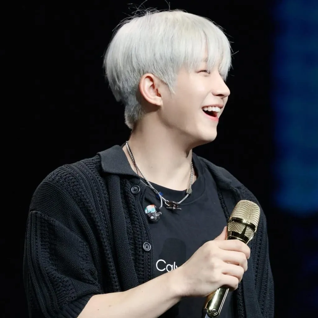 Recent activity shot of Jinjin (ASTRO)