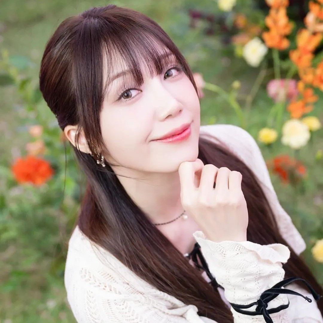 Behind-the-scenes cut of Jeong Eunji (Apink)