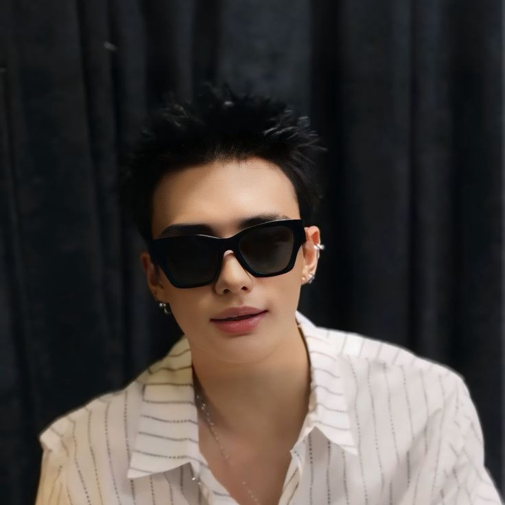 A moment captured by Felix (Stray Kids)'s fan