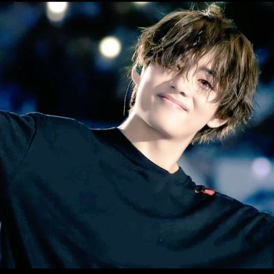 V (BTS)の最新写真