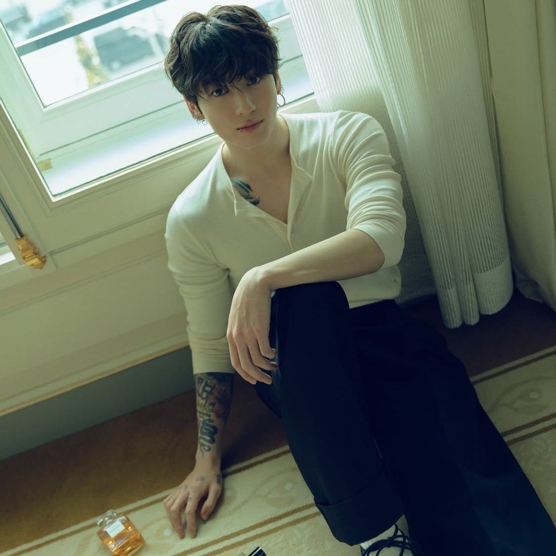 Momen yang diabadikan oleh penggemar Jungkook (BTS)