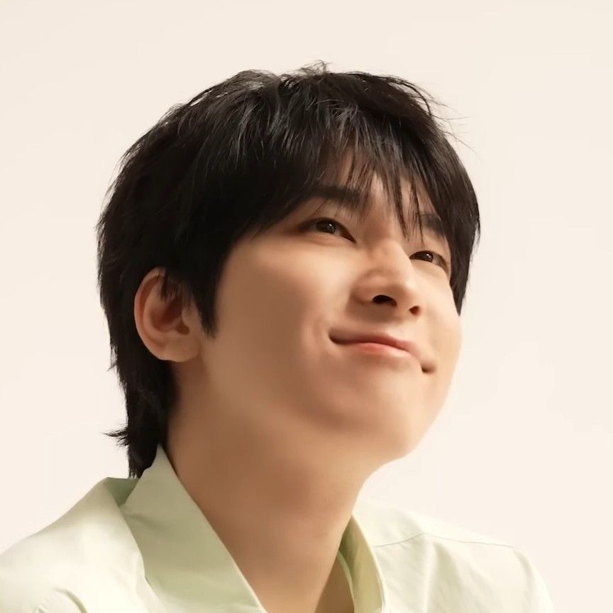 Latest photo of Wonwoo (SEVENTEEN)