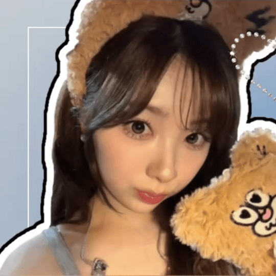 Behind-the-scenes cut of Miihi (NiziU)