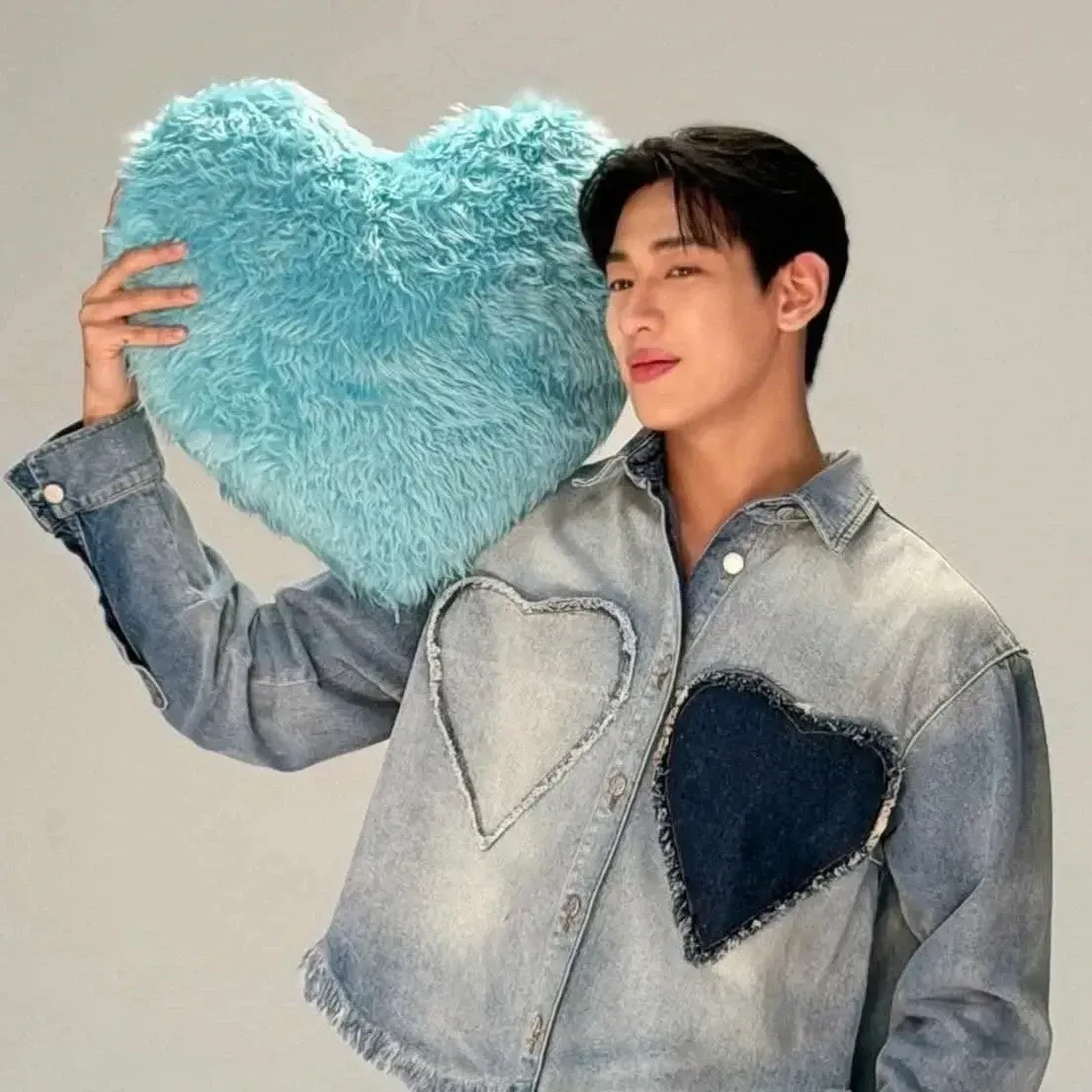 Latest photo of Bambam (GOT7)