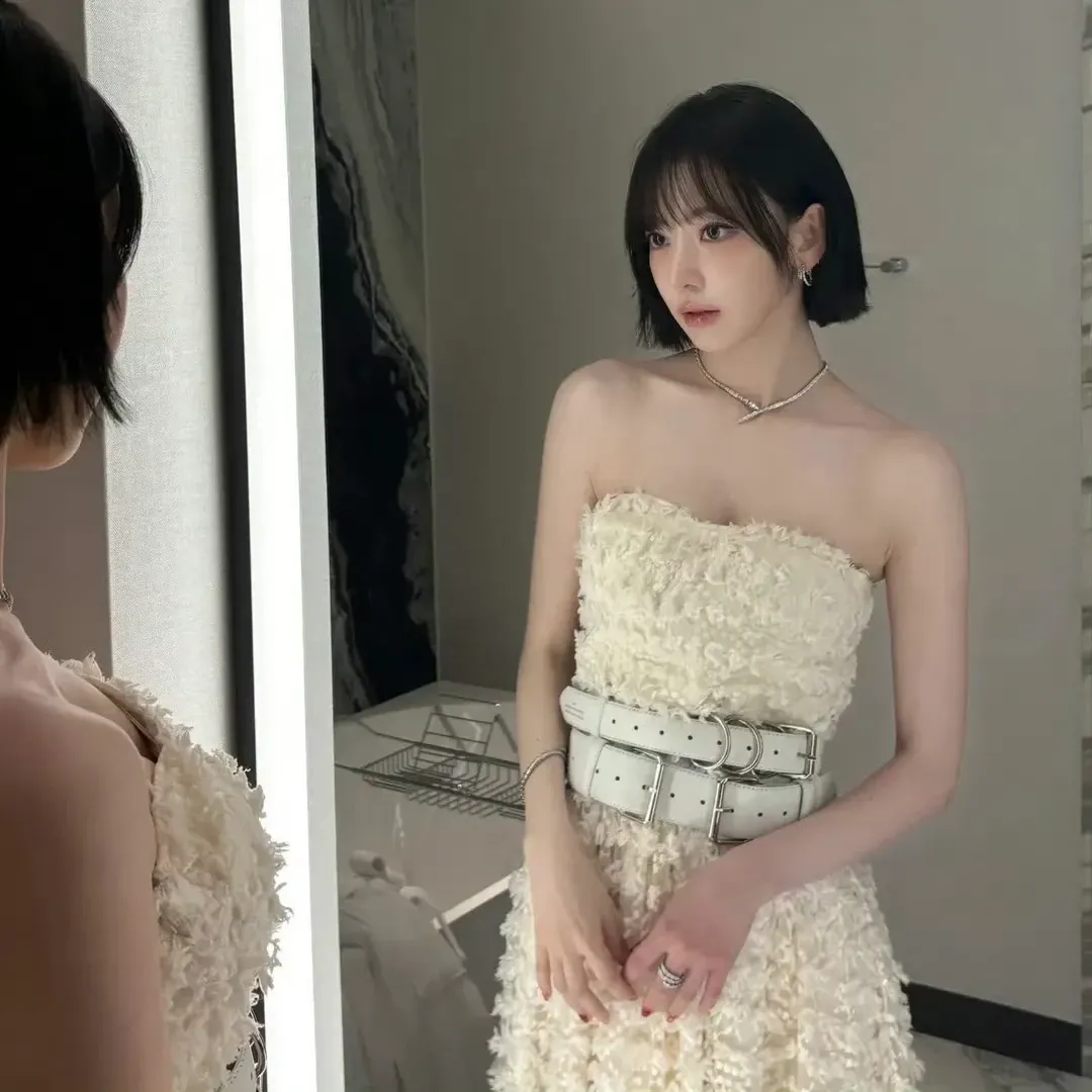 Behind-the-scenes cut of Sakura (LE SSERAFIM)
