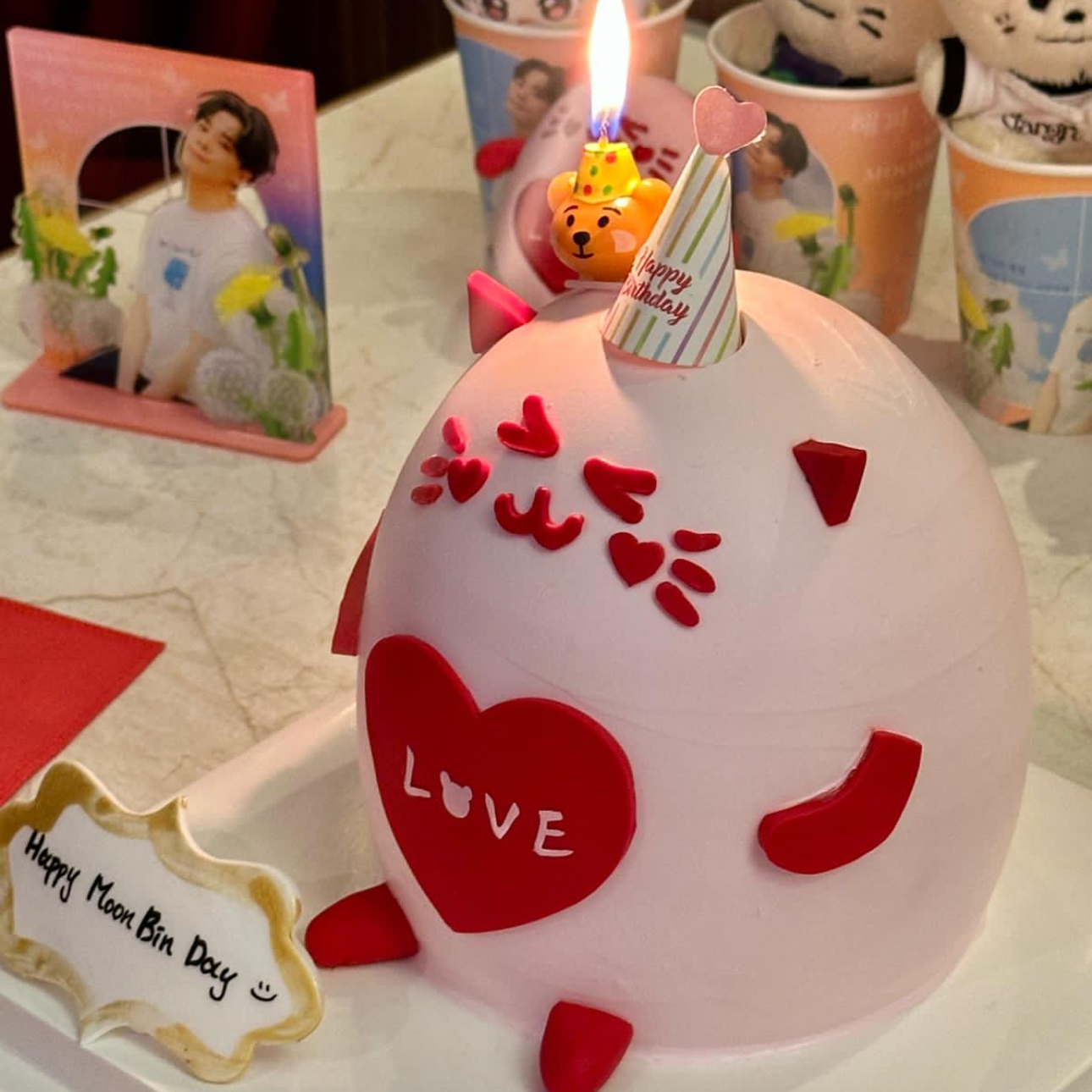 Behind-the-scenes cut of Moonbin (ASTRO)