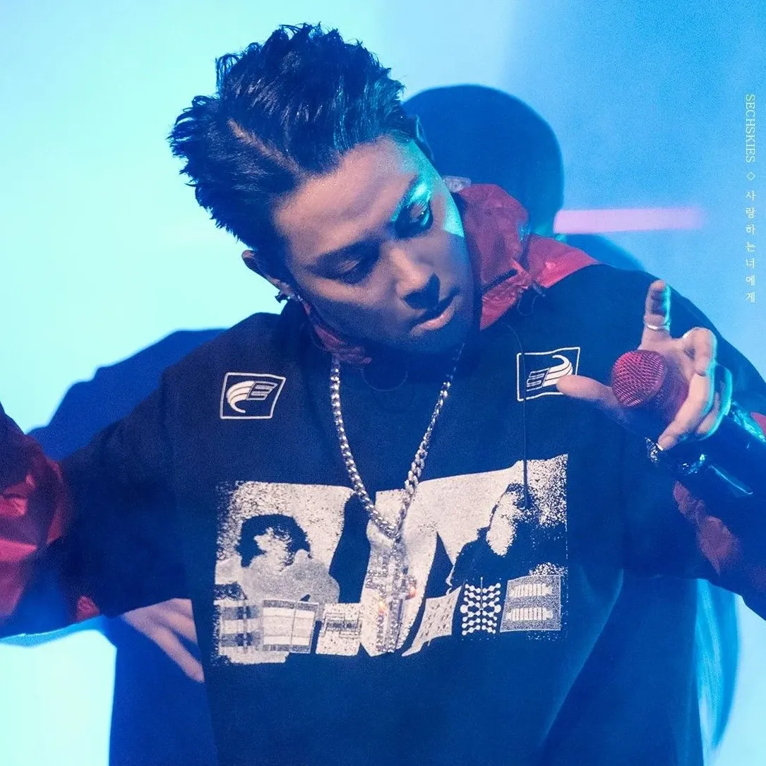 Latest photo of Eun Jiwon (SECHSKIES)