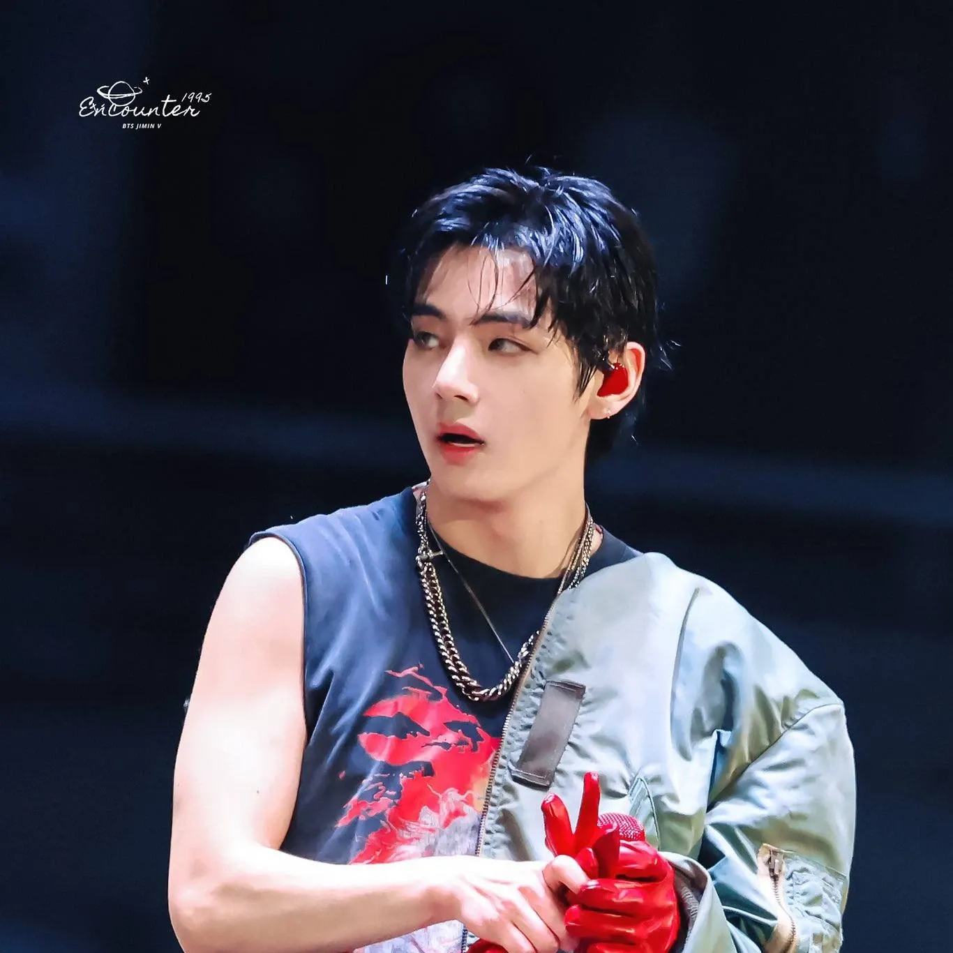 뷔 (방탄소년단) 최근 활동샷