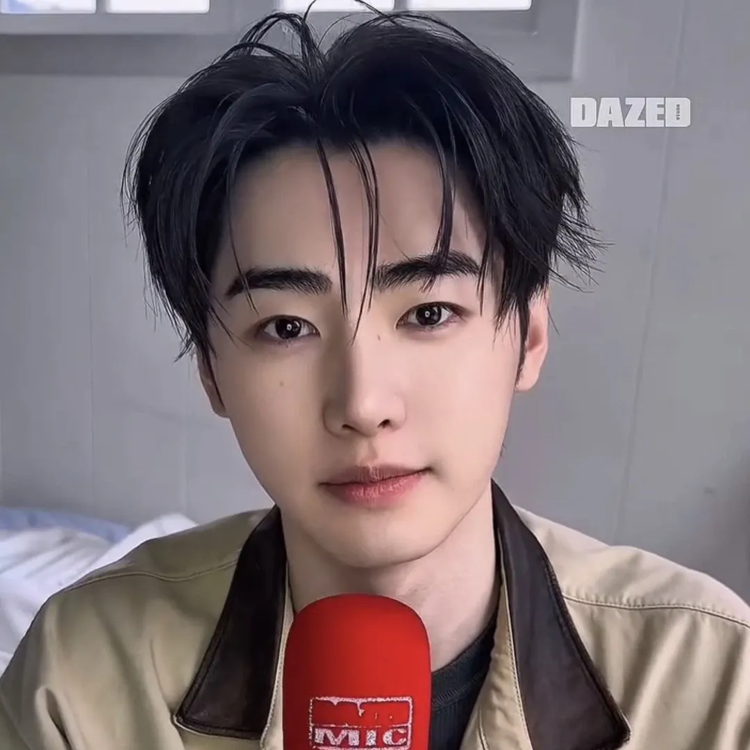 A moment captured by Sunghoon (ENHYPEN)'s fan