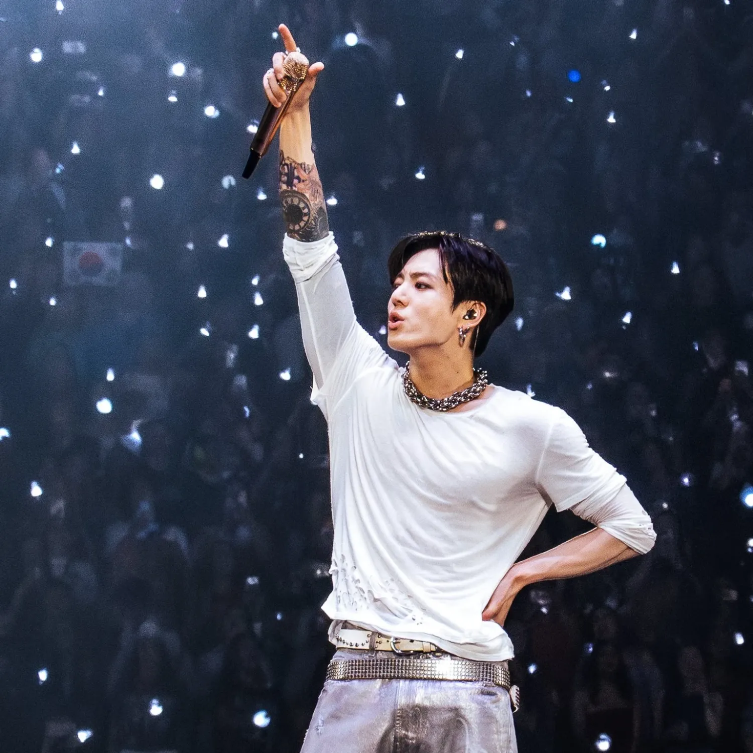 A moment captured by Jungkook (BTS)'s fan