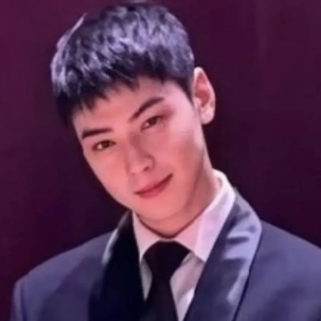 Recent activity shot of Eunwoo (ASTRO)