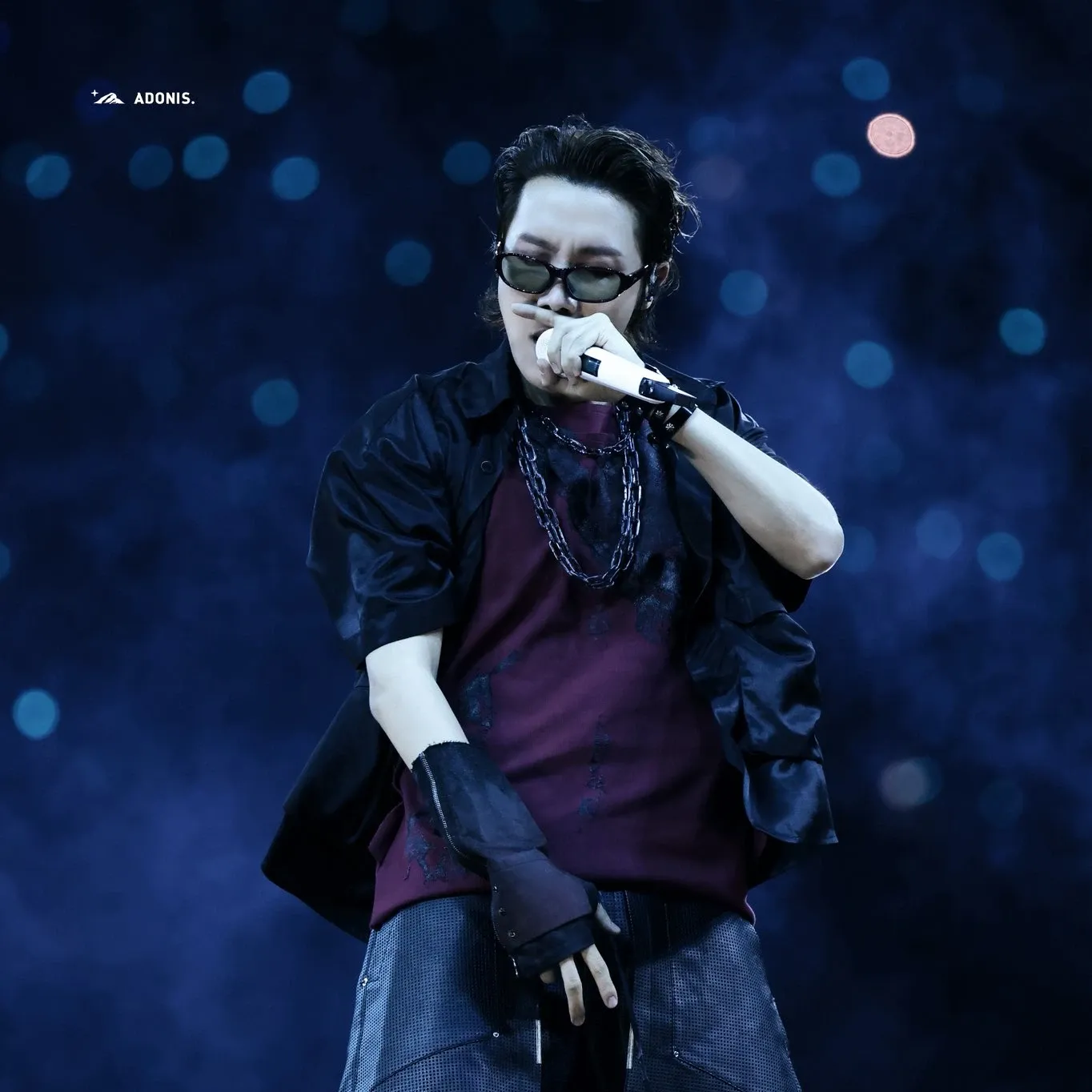 제이홉 (방탄소년단)의 최신 사진