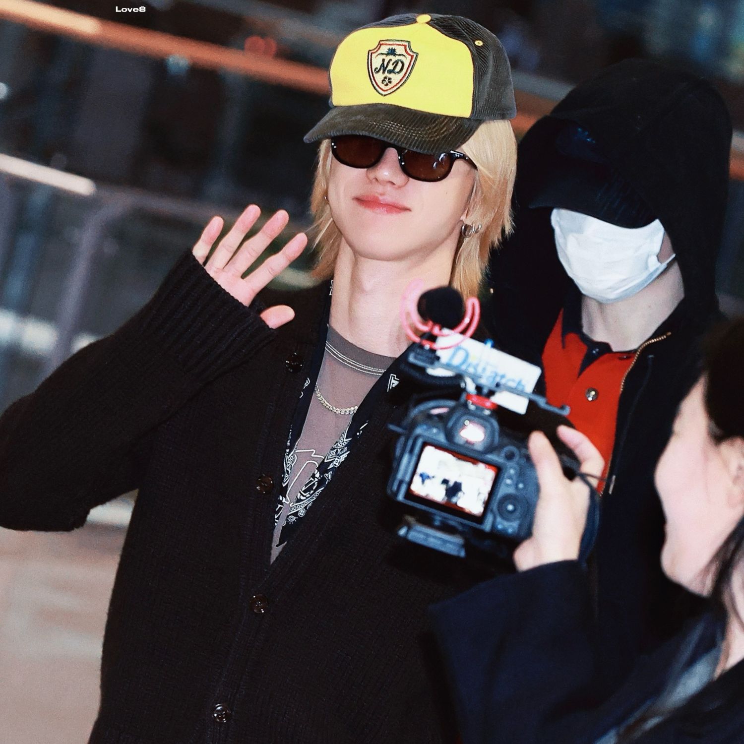 A moment captured by The 8 (SEVENTEEN)'s fan