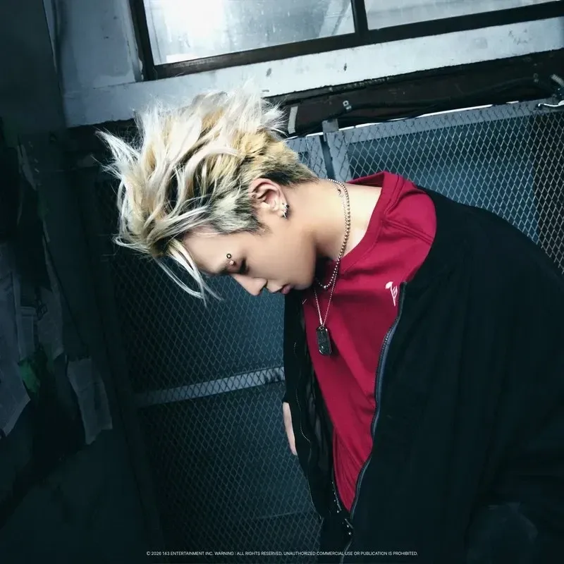 A moment captured by BOBBY (iKON)'s fan