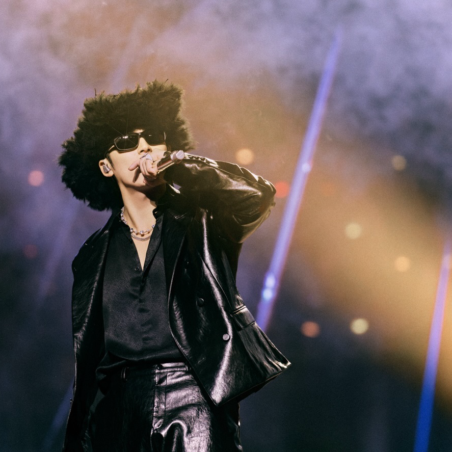 Foto aktivitas terbaru Mingyu (SEVENTEEN)