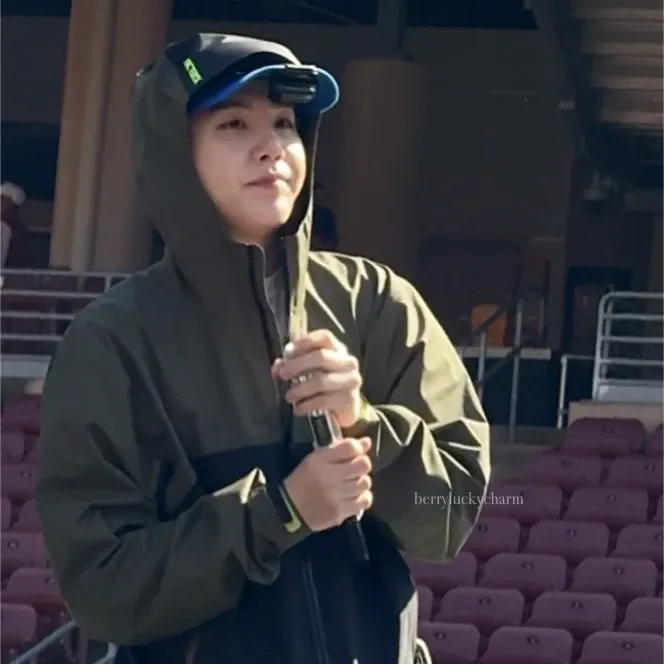 Foto terbaru SUGA (BTS)