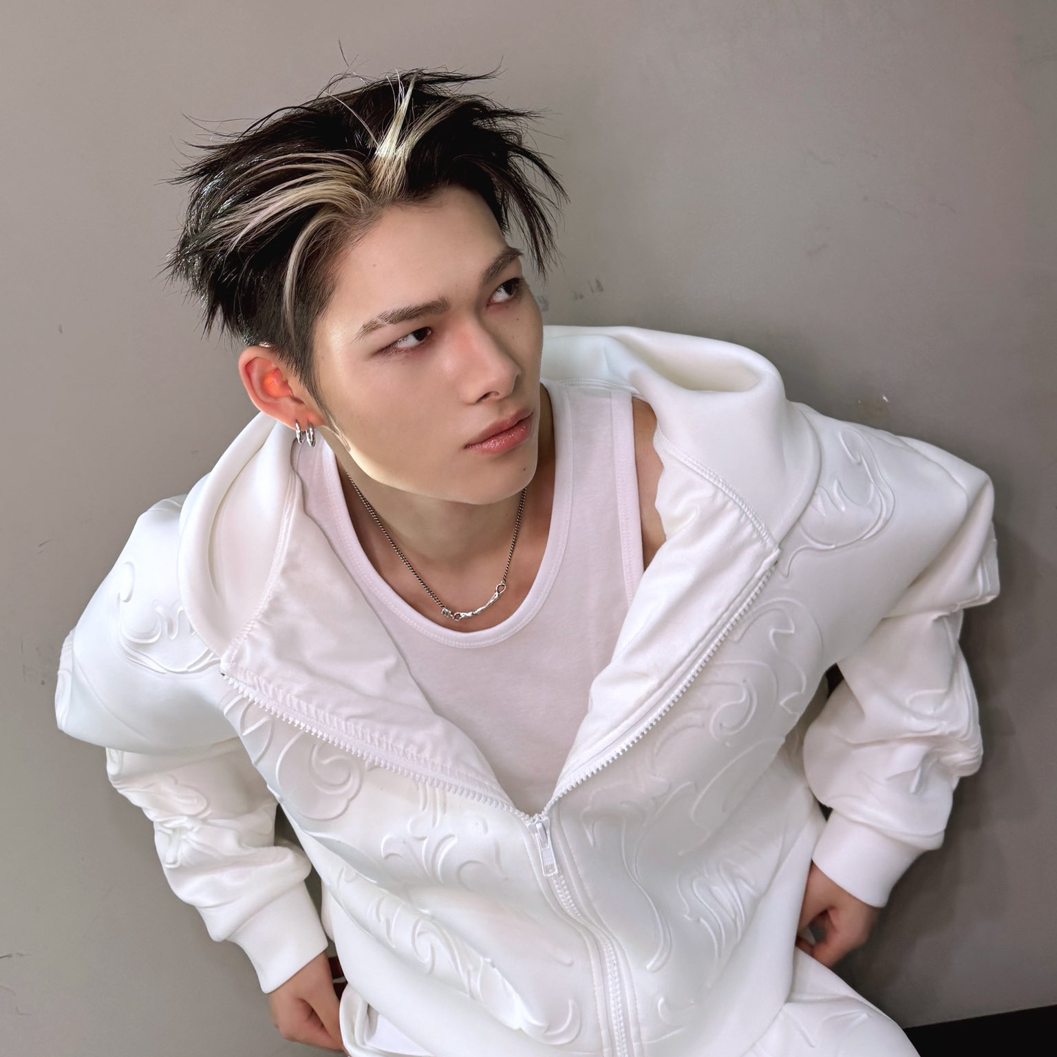 NI-KI (ENHYPEN)的最新照片