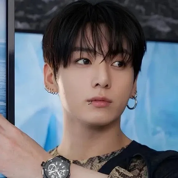 Momen yang diabadikan oleh penggemar Jungkook (BTS)