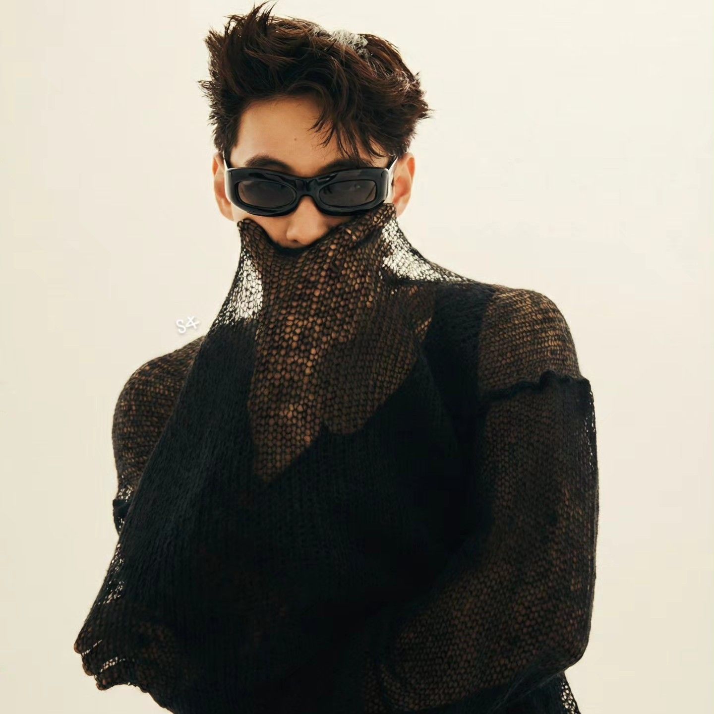 뷔 (방탄소년단)의 비하인드 컷