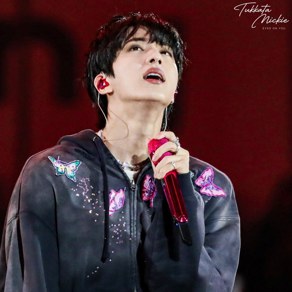 Momen yang diabadikan oleh penggemar Jin (BTS)