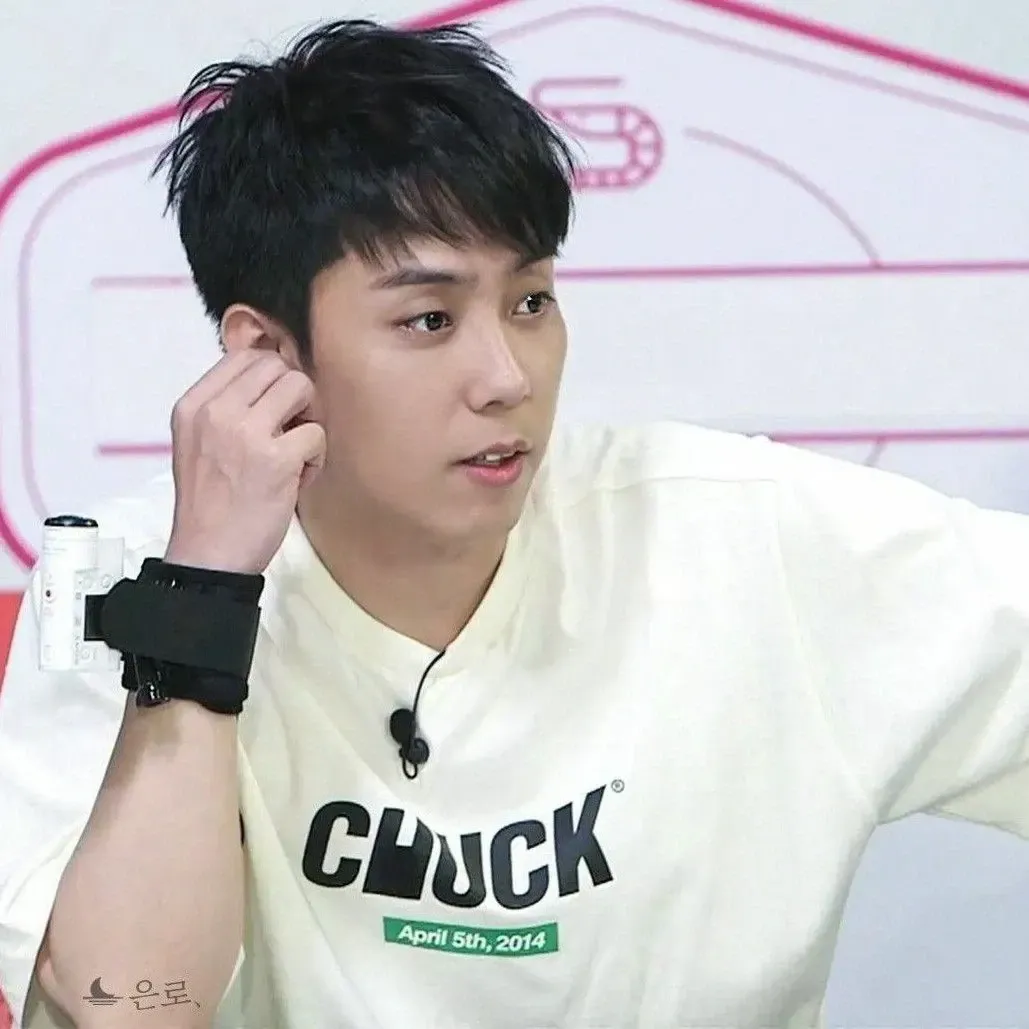 Recent activity shot of Eun Jiwon (SECHSKIES)