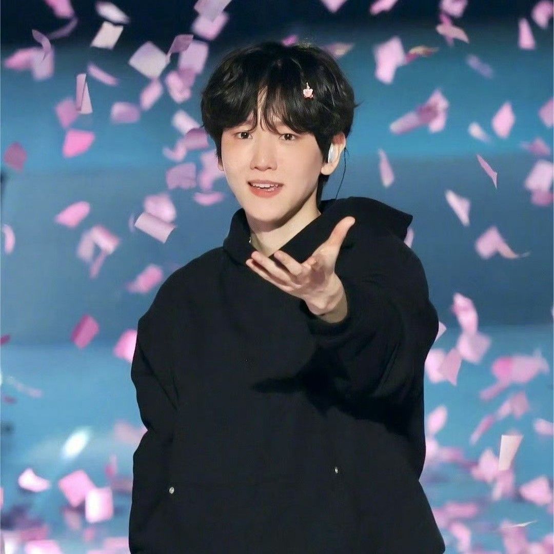 Latest photo of Baekhyun (EXO)