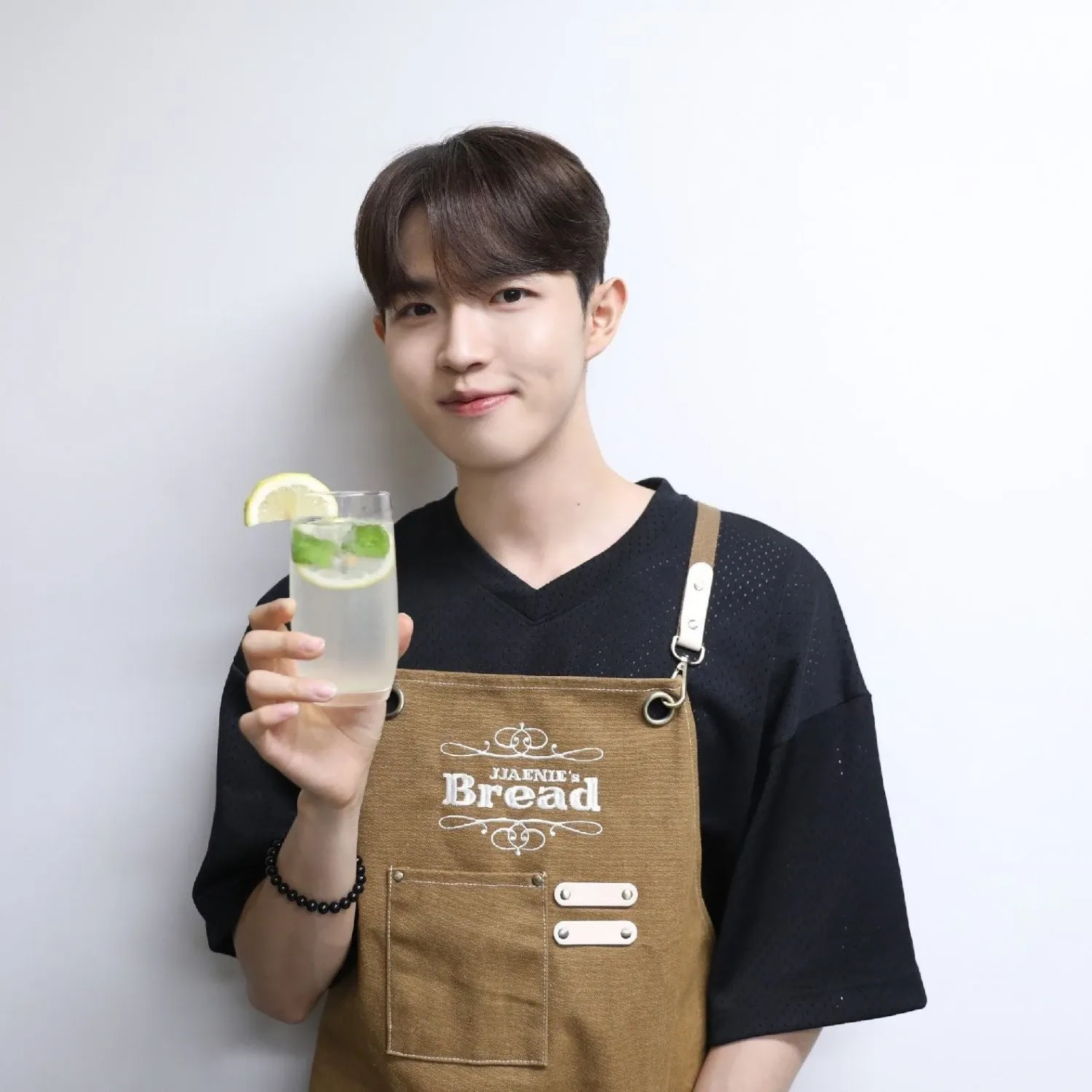 金在奐粉絲拍下的瞬間