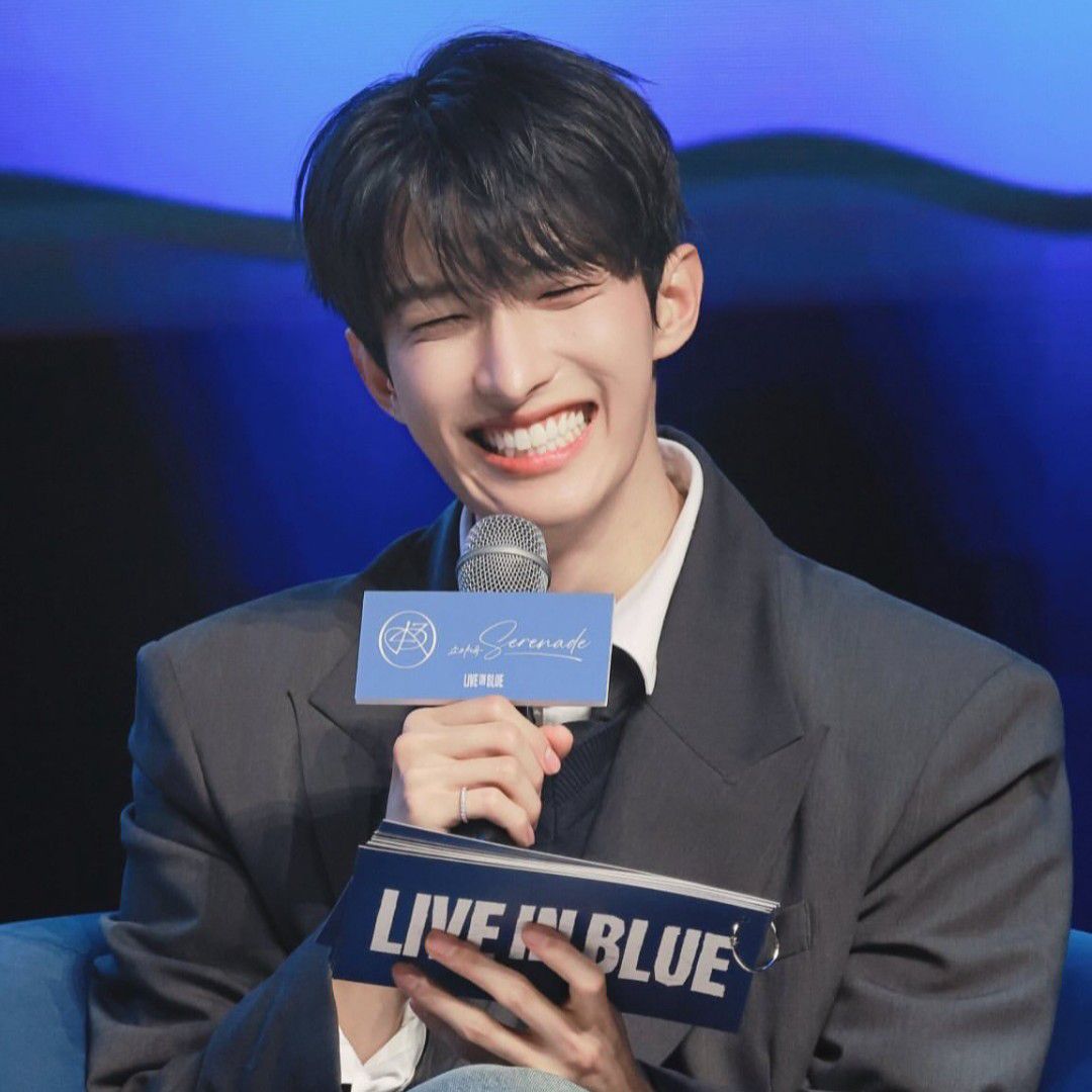 A moment captured by DK (SEVENTEEN)'s fan