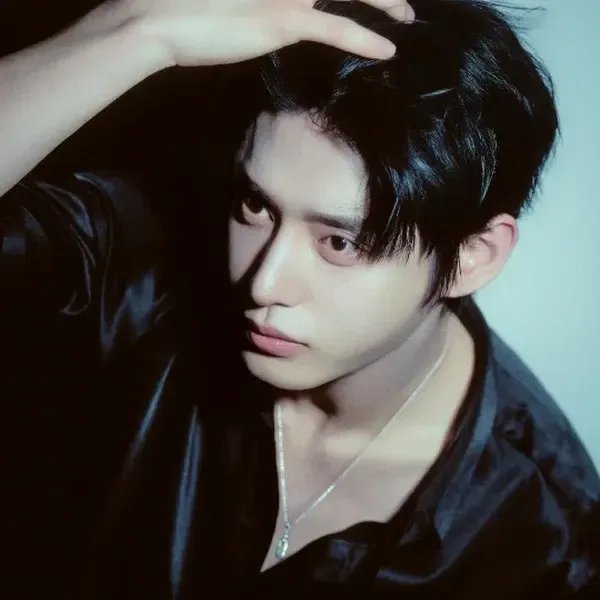 Latest photo of Kim Jiwoong (ZEROBASEONE)