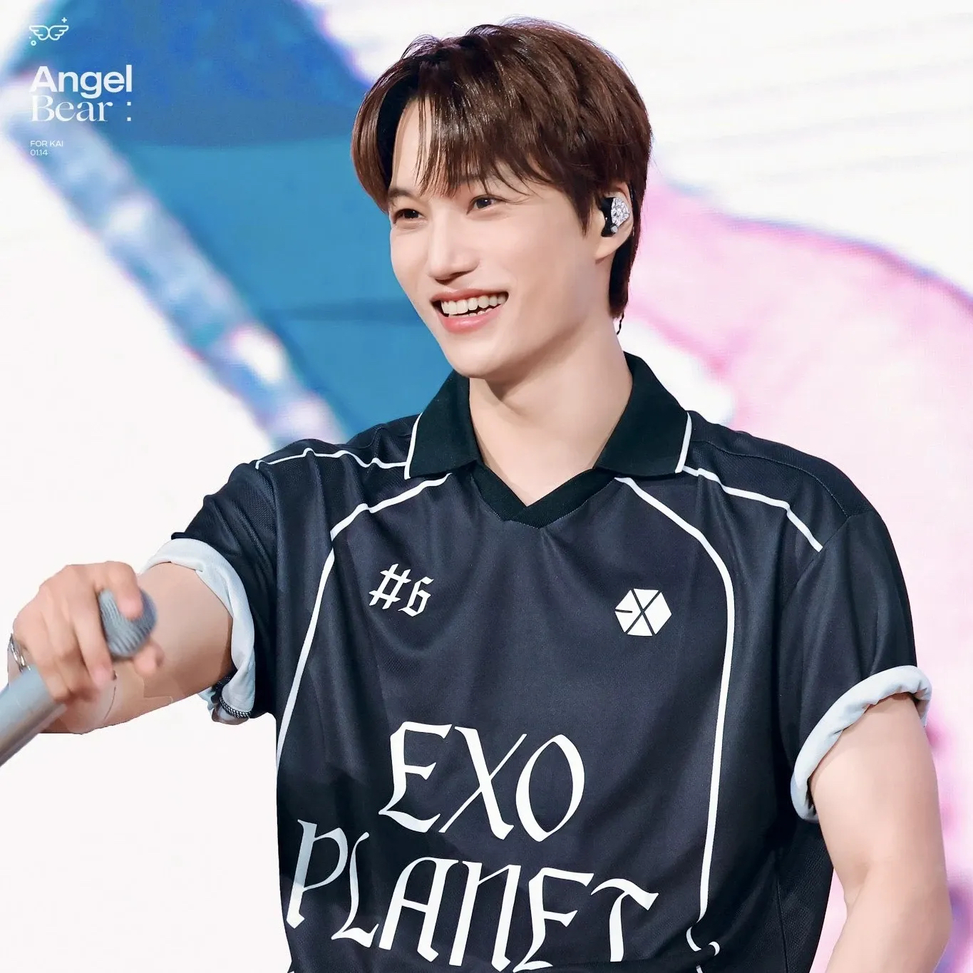 Behind-the-scenes cut of Kai (EXO)
