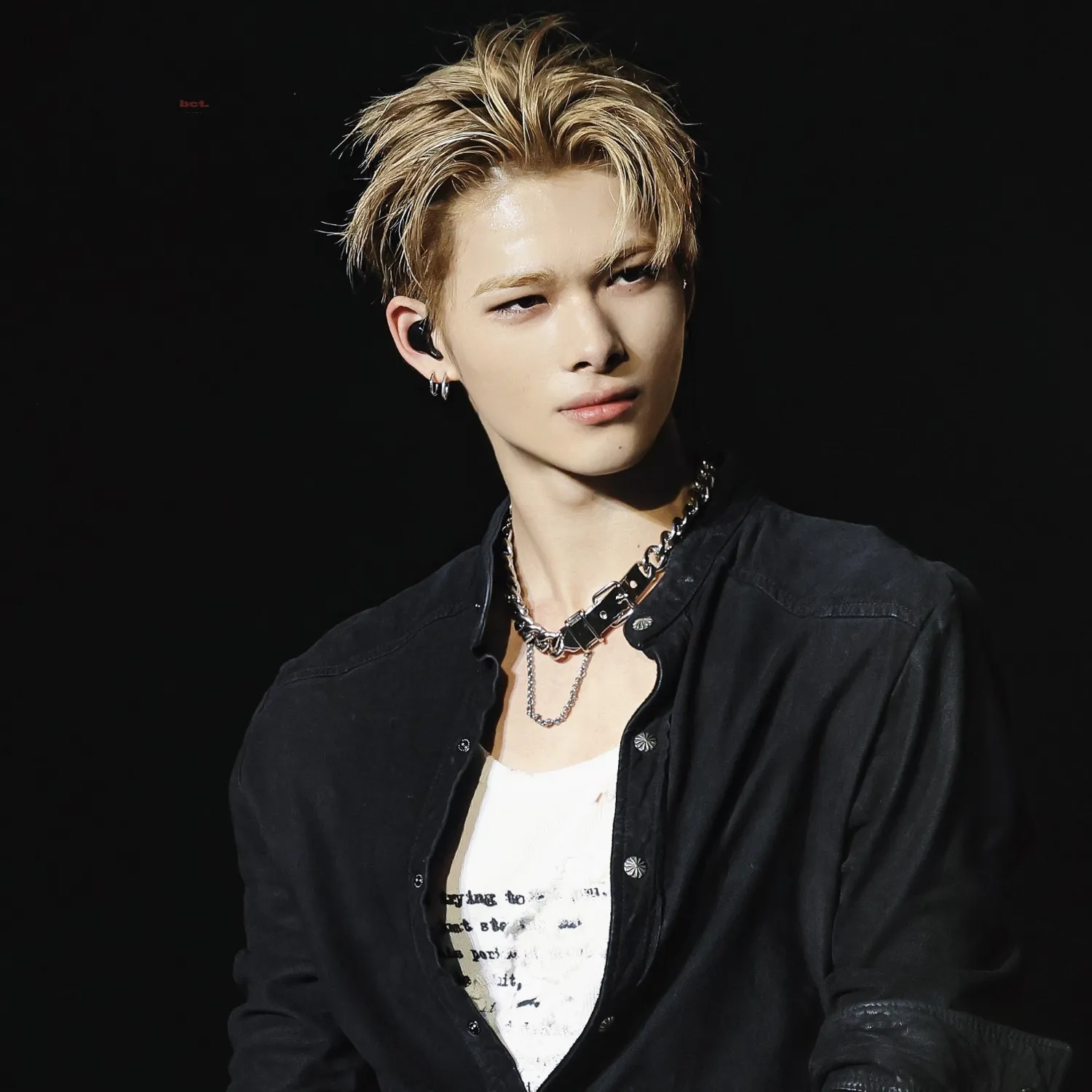 Foto aktivitas terbaru NI-KI (ENHYPEN)