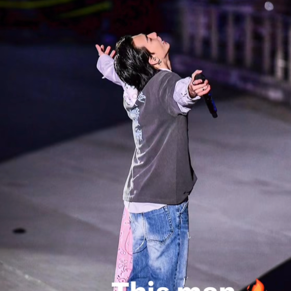 Behind-the-scenes cut of Felix (Stray Kids)