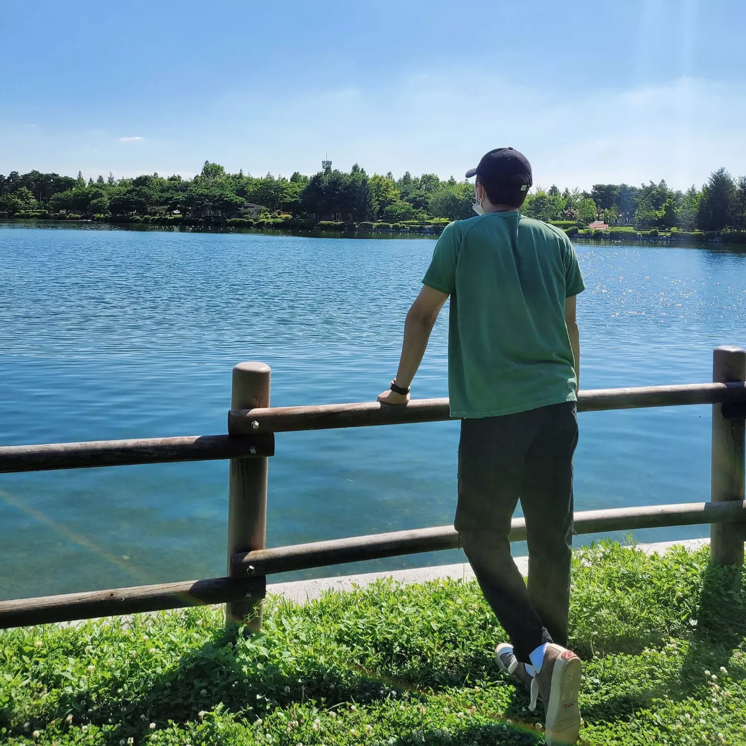 RM (防弹少年团)的最新活动照片