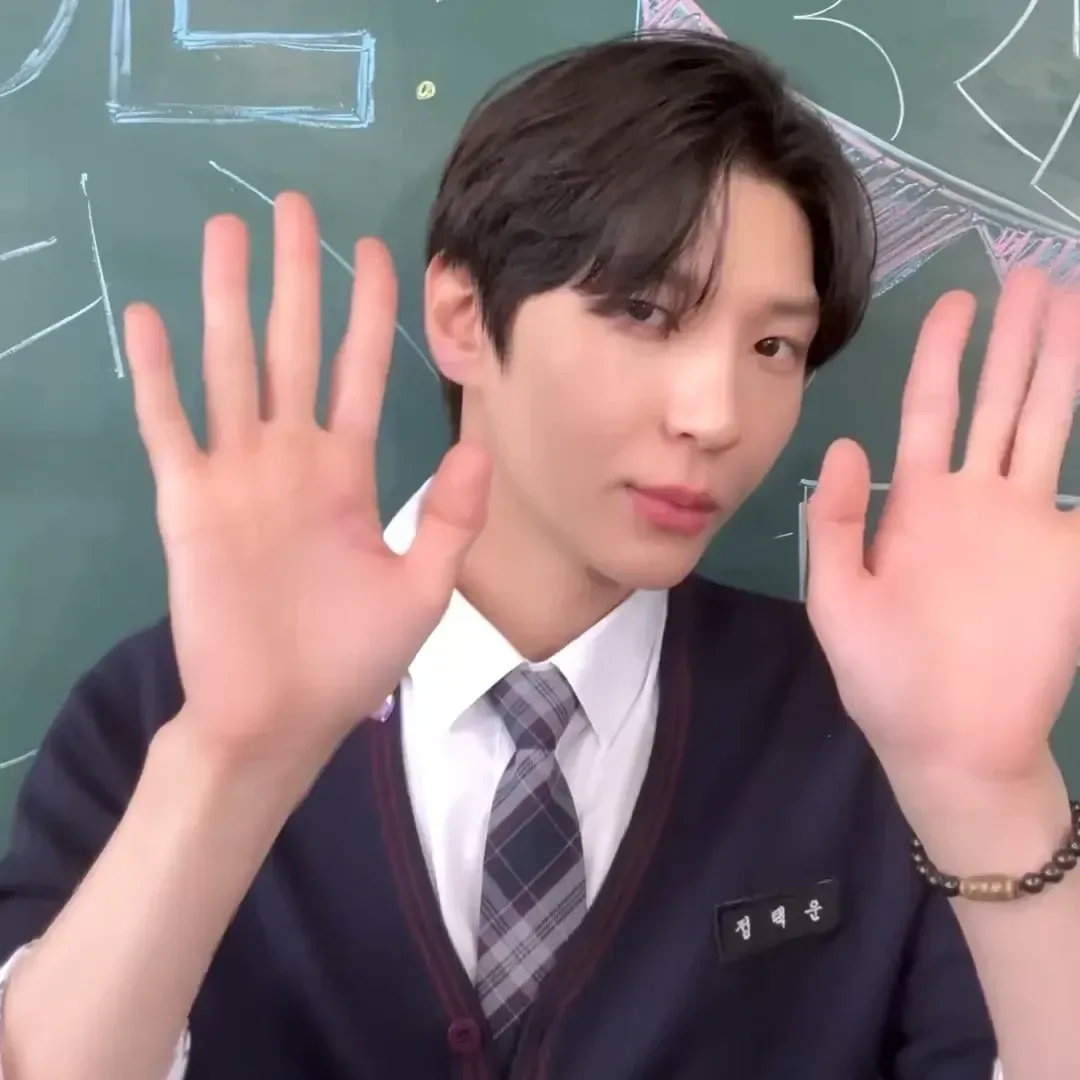 A moment captured by LEO (VIXX)'s fan