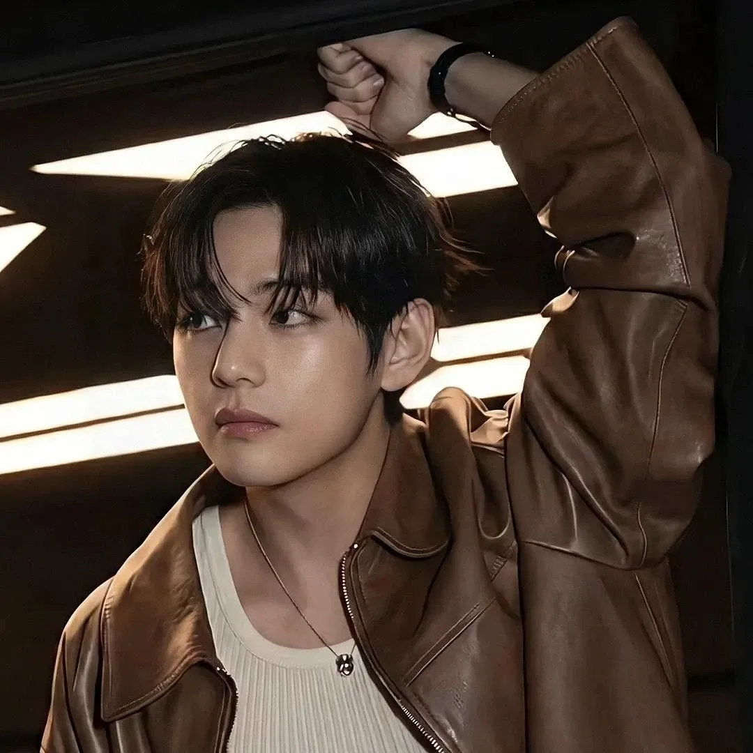 V (BTS)の最近の活動写真