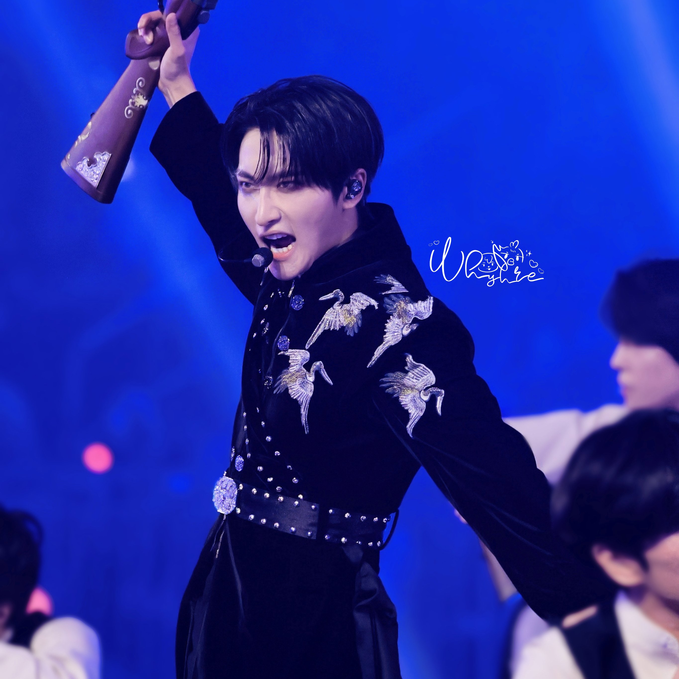 星和 (ATEEZ)的最新照片