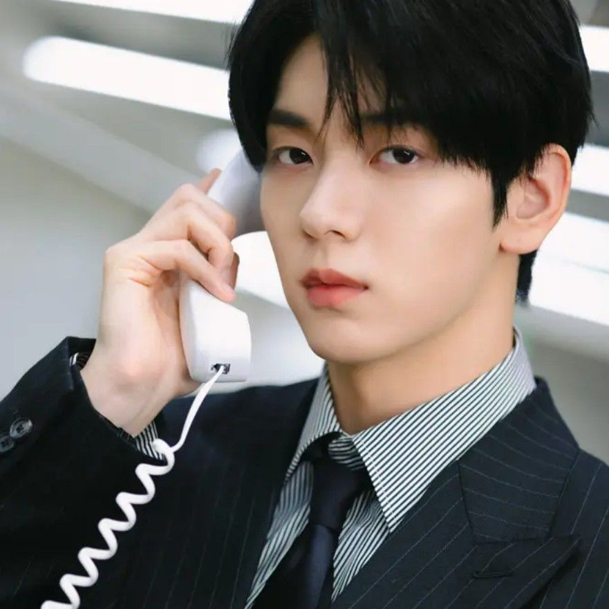 スビン (TOMORROW X TOGETHER)の最新写真