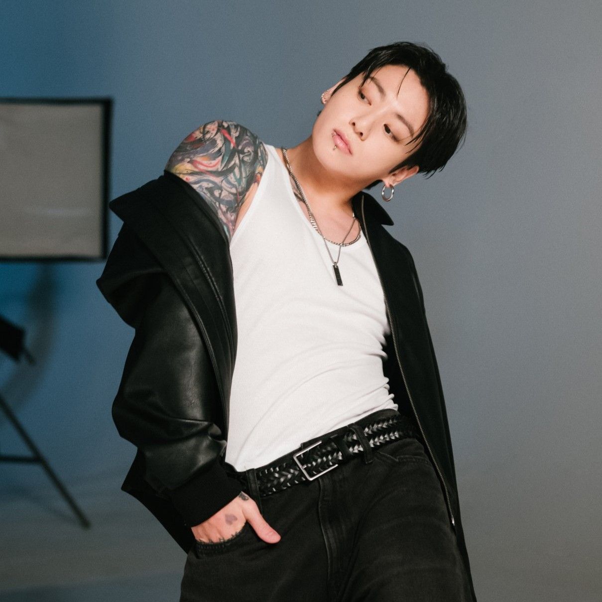 Foto aktivitas terbaru Jungkook (BTS)