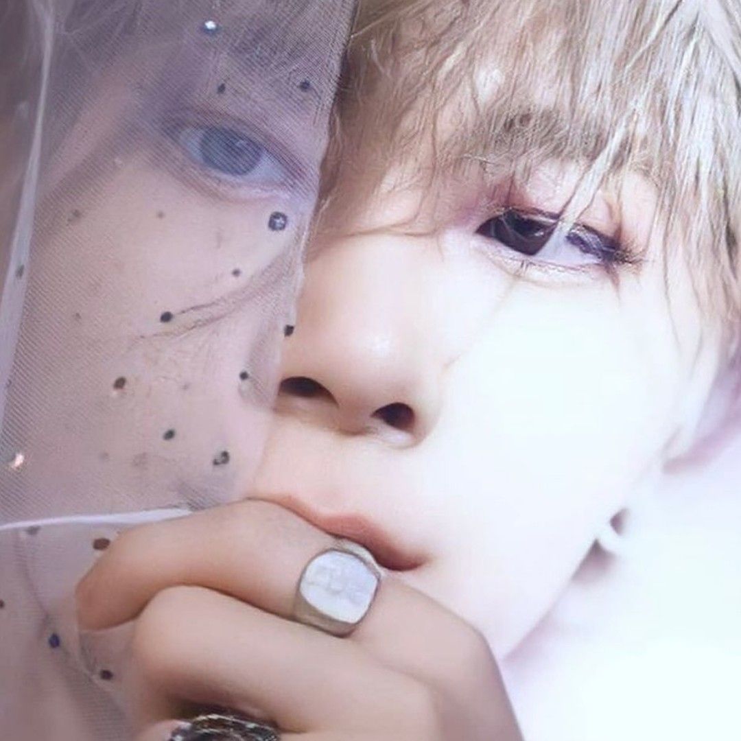 Latest photo of Moonbin (ASTRO)