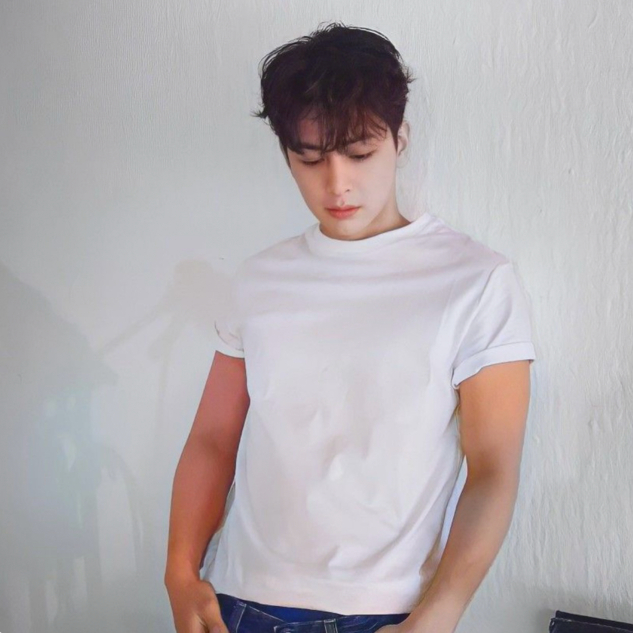 SONG (iKON)の舞台裏ショット